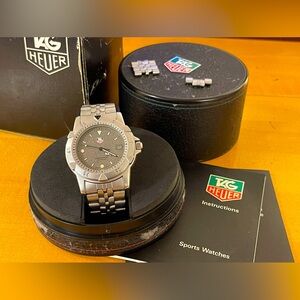 Vintage TAG HEUER 1500 w/Tire Tread Bracelet - 40mm